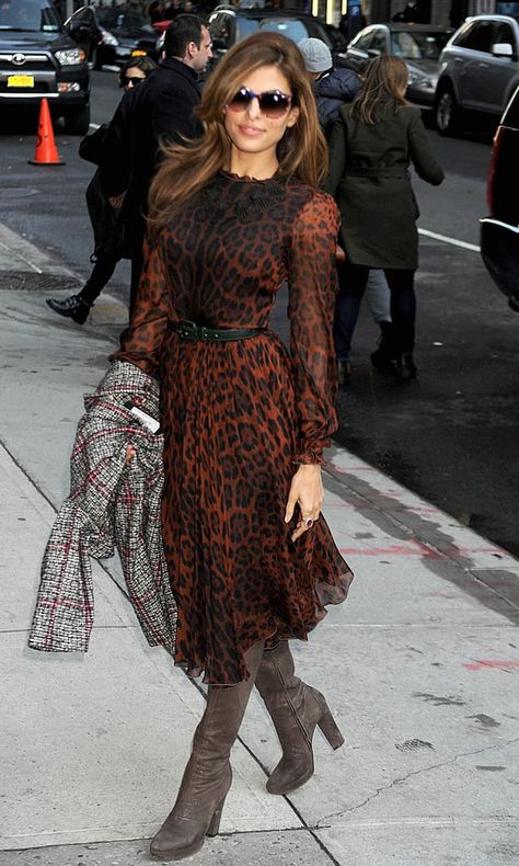 Eva Dress, Eva Mendes, Mode Casual, Leopard Print Dress, Vintage Glamour, Emilio Pucci, Look Fashion, Modest Fashion, High Boots