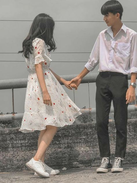 Cute Couple Dp, Cute Couple Outfits, Love Couple Photo, Cute Couple Poses, Photo Poses For Couples, Cute Couples Photos, Cute Couple Selfies, Cute Couple Images, Couple Photo