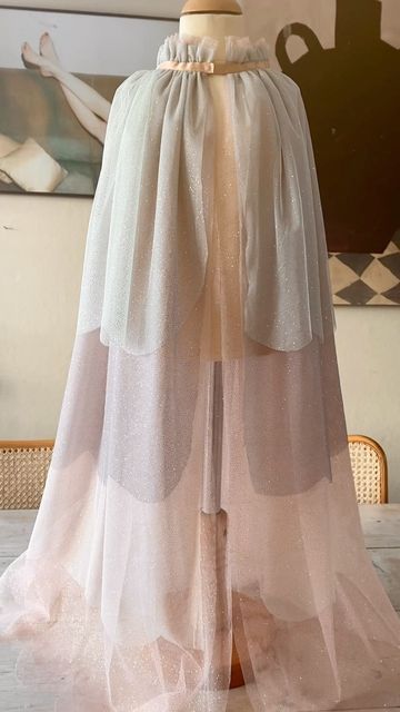 Tulle Cape Diy, Diy Wool Crafts, Fairy Cape, Cape Diy, Diy Cape, Girls Cape, Rainbow Fairy, Tulle Cape, Dress Up Clothes