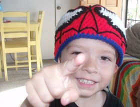 MelodyCrochet: The Making of Spiderman (Crochet Hat) Spiderman Crochet, Crochet Tiara, Spiderman Hat, Crocheted Beanies, Crochet Characters, Boys Hats, Crochet Mens Hat, Crochet Character Hats, Crochet Kids Hats