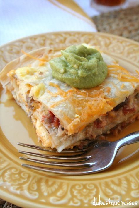 breakfast casserole recipe Mexican Breakfast Casserole, Breakfast Tortilla, Buns In My Oven, Tyson Foods, Mexican Breakfast Recipes, Mexican Breakfast, Breakfast Specials, Good Morning Breakfast, How To Cook Ham