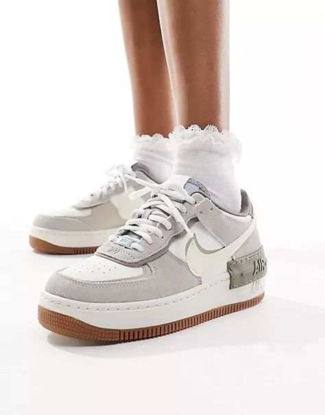 Girls Basketball Shoes, Nike Air Max Jordan, Nike Air Force 1 Shadow, Air Force 1 Shadow, Girls Basketball, New Nike Air Force, Nike Branding, Wedding Sneakers, Luxury Gifts For Her