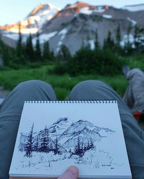 Travel Sketchbook, Landscape Sketch, Nature Drawing, Landscape Drawings, Urban Sketching, Pen Art, Sketchbook Art Inspiration, Art Drawings Sketches, Architecture Drawing