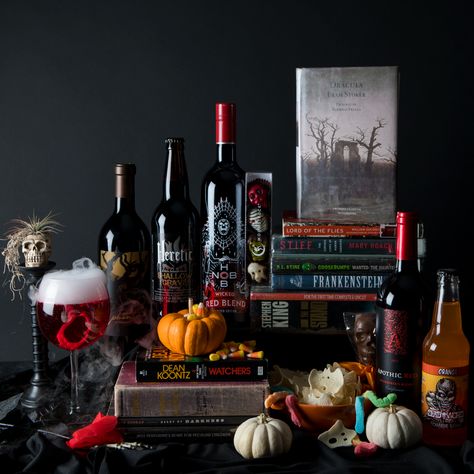 Book Club Pairings: Horror — Trick or treat? Why not both! Make your October Boo(k) Club scary good with spine-tingling stories, wicked wines and spooky snacks like these. October Book Club Food, Halloween Book Club Party, Eat Pray Love Book, October Book Club, Book Club Snacks, Book Club Food, Book Club Parties, The Nugget, Spooky Snacks