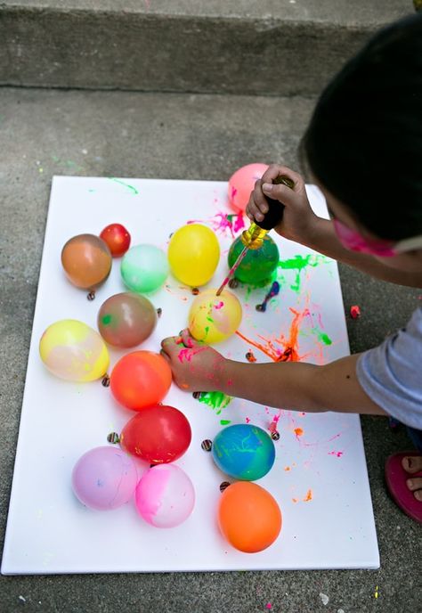 Balloon Activities, Paint Splatter Art, Splatter Painting, Hello Wonderful, Fireworks Art, Toddler Painting, Art Project For Kids, Mustache Party, Middle School Art Projects