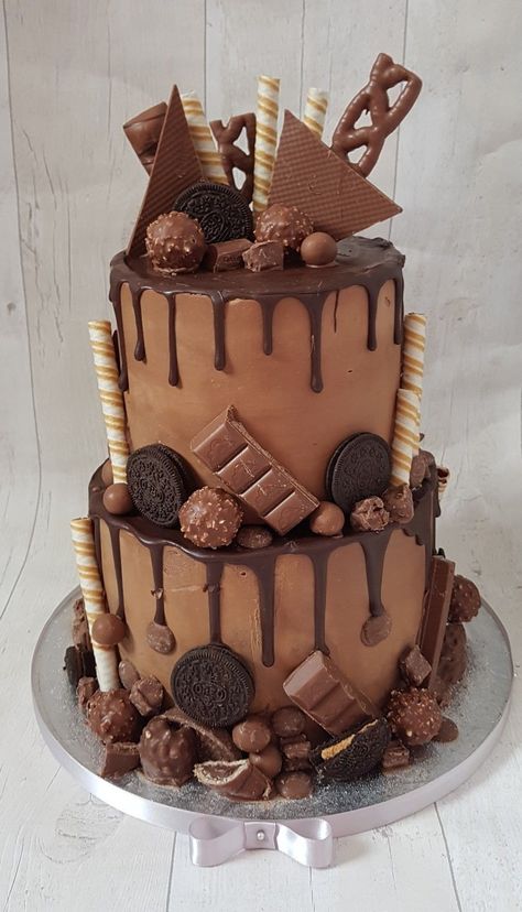 Two Tier Chocolate Cake Decoration, Cake Decorating 2 Tier, 2 Tier Chocolate Drip Cake, 3 Tier Chocolate Birthday Cake, Two Tiered Cake Designs, Cake Decorating With Chocolate Bars, Two Tier Chocolate Cake Birthdays, Chocolate Tier Cake Birthday, Chocolate Two Tier Cake