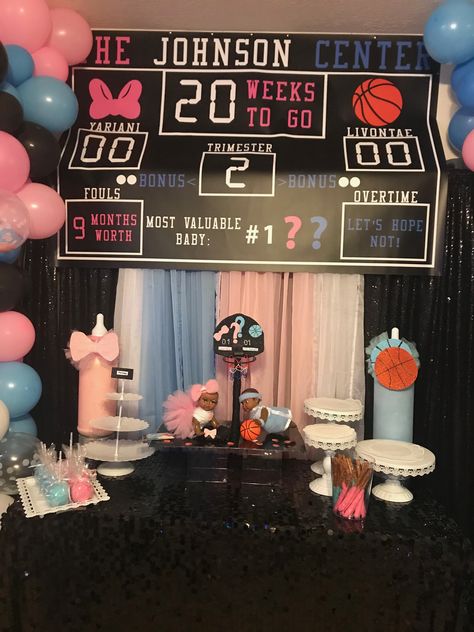 Basketball Theme Gender Reveal Ideas, Theme Gender Reveal Ideas, Sports Gender Reveal, Basketball Gender Reveal, Football Gender Reveal, Simple Gender Reveal, Creative Gender Reveals, Gender Reveal Baby Shower Themes, Baby Gender Reveal Party Decorations