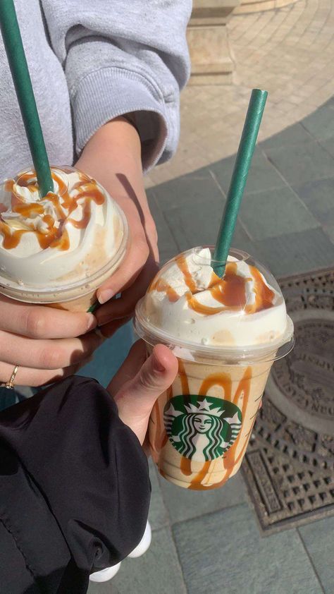 #aesthetic #coffee #coffeelovers #starbucks #budapest #frappuccino Starbucks Girl, Sweeter Than Honey, Study Trip, Food Content, Ideas For Instagram, Aesthetic Coffee, Starbucks Drinks, Ideas For Instagram Photos, City Trip