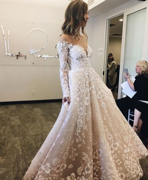 Hayley Paige Wedding Dress Hailey Paige Wedding Dress, Hailey Paige Wedding Dresses, Haley Paige, Hailey Paige, Paige Wedding Dress, Hayley Paige Wedding, Hayley Paige Wedding Dress, Wedding Dresses 2018, Hayley Paige