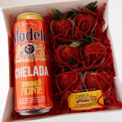 Mexican Candy Strawberries, Mexican Boyfriend Gifts, Mexican Chocolate Strawberries, Chamoy Strawberries, Mexican Candy To Sell, Mexican Candy Chamoy, Gushers With Chamoy, Beer Box, Heart Cakes