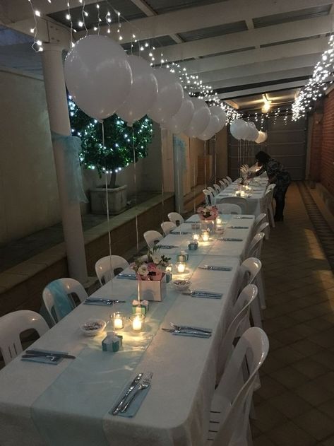 18th Intimate Dinner, Simple Birthday Dinner Set Up Ideas, Restaurant Party Decorations Ideas, Intimate Graduation Party Ideas, Garage Party Set Up Ideas Birthday, Small Space Party Set Up, Intimate Party Ideas, Table Layout For Party Small Space, 21st Table Decorations