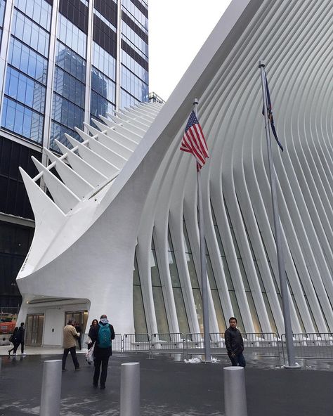 Skeleton Architecture, Manhattan Architecture, Newyork Manhattan, Fish Skeleton, Santiago Calatrava, World Trade Center, Train Station, Opera House, Manhattan