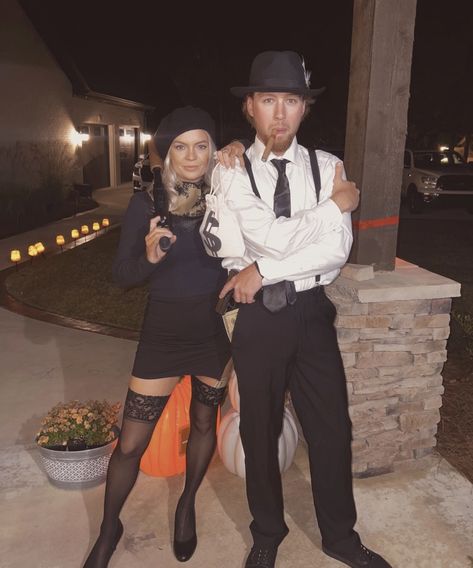 Spy Costume Couple, Villain Costumes For Couples, Mafia Boss Halloween Costume, Villain Couples Costumes, Mafia Costume, Bonnie And Clyde Halloween, Bonnie And Clyde Costume, Bonnie And Clyde Halloween Costume, Halloween Costumes Diy Couples