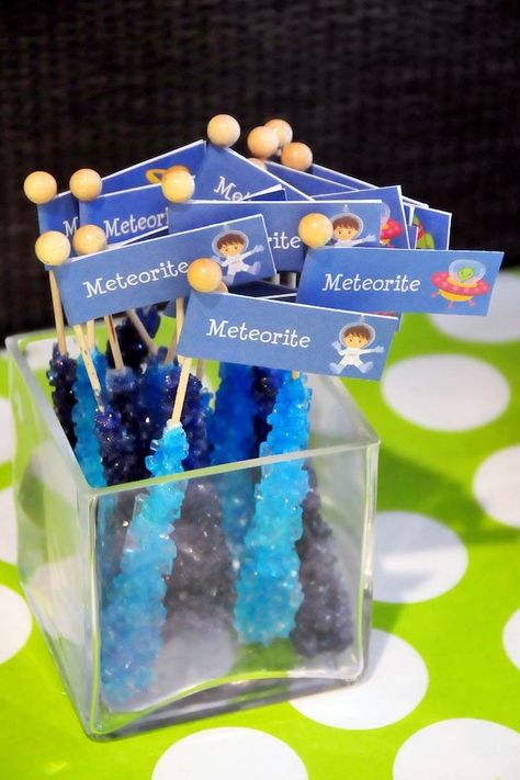 Astronaut Themed Birthday Party with Lots of Really Fun Ideas via Kara's Party Ideas | KarasPartyIdeas.com #spaceparty #alienparty #solarsys... Outer Space Baby Shower, Planet Party, Galaxy Party, Alien Party, Astronaut Party, Space Theme Party, Outer Space Party, Astronaut Birthday, Outer Space Birthday