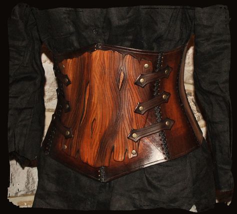 armor leather corset bark by Lagueuse Leather Corset Belt, Larp Costume, Leather Armor, Leather Gear, Corset Belt, Leather Corset, Fantasy Costumes, Fairy Dress, Larp