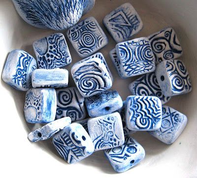 Pottery Beads, Ceramic Bead Jewelry, Fimo Beads, Polymer Beads, Clay Jewelry Diy, Polymer Clay Art, Ceramic Jewelry, Polymer Clay Beads, Ceramic Clay