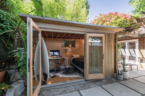 An Idyllic Cottage by Architect Jim Jennings Seeks $1.8M in San Francisco - Dwell Idyllic Cottage, Clad Home, Exposed Rafters, Modern Homes For Sale, Backyard Studio, Cedar Homes, Inside Decor, Wood Shingles, Country Cabin