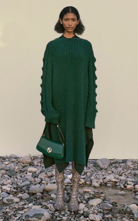 Knit Fashion Runway, Stella Mccartney Fashion, Rib Knit Dress, Pre Fall 2023, Stella Mccartney Dresses, Knitwear Fashion, Ribbed Knit Dress, Mood Board Fashion, Knitwear Design