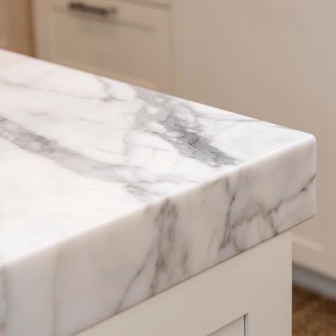 Statuario Marble is beautiful up close. 📷@rachellewisphot… | Flickr Marble Benchtop Kitchen, Zebra Furniture, Faux Granite Countertops, Marble Countertops Bathroom, Carrara Marble Kitchen, Marble Benchtop, Natural Stone Kitchen, Stone Benchtop, Statuario Marble