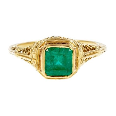 Pre-owned Vintage 18K Yellow Gold 0.75ct Emerald Filigree Ring Size... (3492800 IQD) ❤ liked on Polyvore featuring jewelry, rings, vintage gold rings, yellow gold filigree ring, emerald-cut rings, gold filigree rings and vintage filigree rings Filigree Rings, Emerald Engagement Ring Green, Cut Rings, Antique Wedding Bands, Filigree Ring Gold, Diamond Sapphire Engagement Ring, Antique Engagement Rings Vintage, Vintage Gold Rings, Antique Bracelets