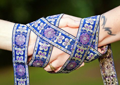 A handfasting is an old Pagan custom that dates back to the time of the ancient Celtics. It was a Celtic marriage ritual where two people declare a binding unio Wiccan Wedding, Handfasting Cords, Pagan Wedding, Ancient Celts, Viking Wedding, Commitment Ceremony, Celtic Wedding, Wedding Rituals, Beltane