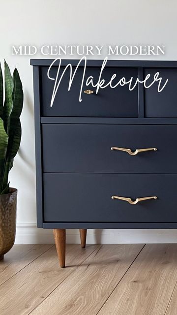 Gold Chalk Paint Furniture, Navy Blue Painted Furniture, Navy Dresser Makeover, Annie Sloan Oxford Navy, Laminate Furniture Makeover, Navy Painted Furniture, Navy Dresser, Navy Blue Dresser, Rustoleum Metallic