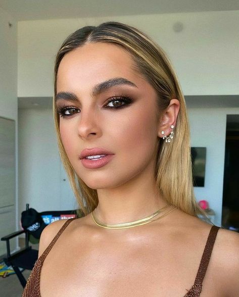 Charli damelio, aesthetics, pink, Dixie, damelio, damelio, damelios, manip,cute, Addison, rae, addisonrae,avani, charchar, char Addison Rae Makeup, Aesthetics Pink, Bronze Makeup, Dixie Damelio, Prom Looks, Addison Rae, Charli Damelio, Photo Makeup, Kiss Makeup