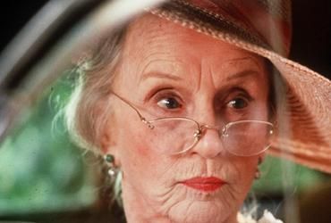 Driving Miss Daisy (1989):  Jessica Tandy plays Daisy Werthan Daisy Aesthetic, Jessica Tandy, Daisy Image, Aesthetic Movie, Driving Miss Daisy, A Streetcar Named Desire, Christopher Plummer, People Of Interest, Famous Women