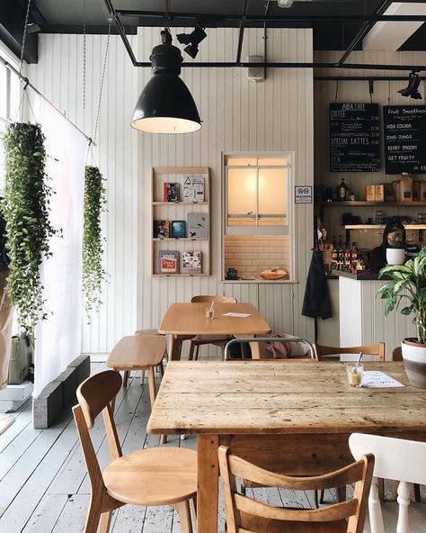 Communal Kitchen, Cosy Cafe, Coffee Shops Interior, Creative Furniture, Shop Interiors, House Decoration, Cafe Interior, Cafe Design, Bank Holiday