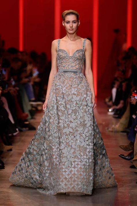 Elie Saab Couture Spring 2024 [PHOTOS] Elie Saab 2024, Eli Saab, Glamorous Evening Dresses, Ellie Saab, Elie Saab Spring, Elie Saab Couture, Gowns Dresses Elegant, Spring Couture, Couture Dress