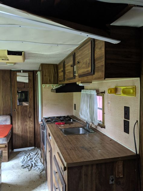 Before and After Pictures of our 1977 Vintage Camper 1970s Camper Remodel, Vintage Camper Renovation, Caravan Renovation Before And After, Vintage Trailers For Sale, Vintage Trailer Remodel, Trailer Renovation, Painted Curtains, Camper Trailer Remodel, Vintage Camper Remodel