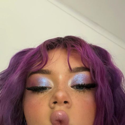 fat ass grape head Makeup Set For Beginners, Drag Make-up, Purple Eye Makeup, Beauty Make-up, Makijaż Smokey Eye, Alternative Makeup, Makeup Eye Looks, Cute Makeup Looks, Face Beat