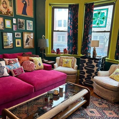 Jewel Tone Apartment Living Rooms, Paris Maximalist Apartment, Funky Lounge Room Ideas, Funky Small Living Room, Funky Sitting Room Ideas, Bright Bold Living Room, Maximalist Living Room Small Spaces, Small Apartment Eclectic, Colorful Moody Living Room