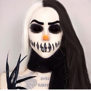 Crazy Halloween Makeup, Haunted House Makeup, Wanna Build A Snowman, Xmas Makeup, Halloween Make-up Looks, Holloween Makeup, Scary Christmas, Halloween Makeup Diy, Christmas Makeup Look