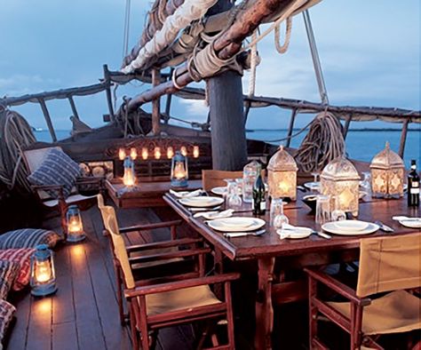 Romantic Sailboat dinner Italy Yacht, Boat Holiday, Sailboat Wedding, Dream Boat, Sailing Cruises, Boat Wedding, Luxury Boat, Yacht Rental, Baja California Sur