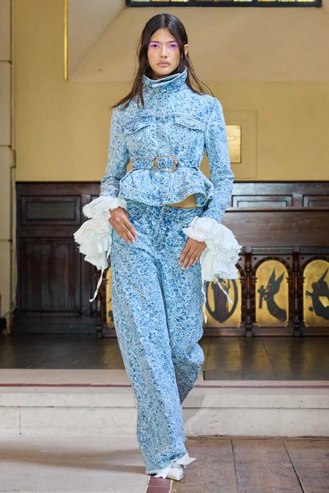 Marques’Almeida Spring 2025 Ready-to-Wear Collection | Vogue Denim Baby, 2025 Fashion, Spring 2025, Denim Day, Spring Summer Trends, Fashion Capsule, Runway Looks, Denim Details, Fashion 2020