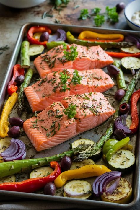 Healthy Oven-Baked Sheet Pan Salmon Salmon With Veggies, Sheet Pan Salmon, Oven Roasted Salmon, Pan Salmon, Colorful Vegetables, One Pot Dishes, Roasted Salmon, Lunch To Go, Ready Meal