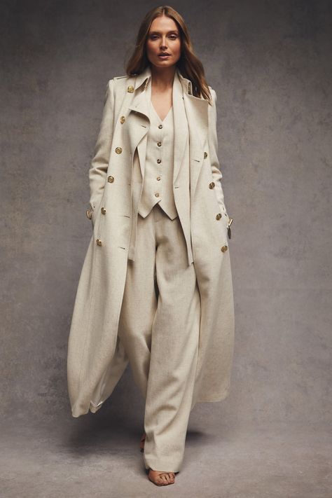 Trench Coat Spring, Linen Trench Coat, Victoria Magrath, Summer Trench Coat, Tweed Clothing, 2024 Clothes, Tweed Outfit, Holland Cooper, Coat Spring