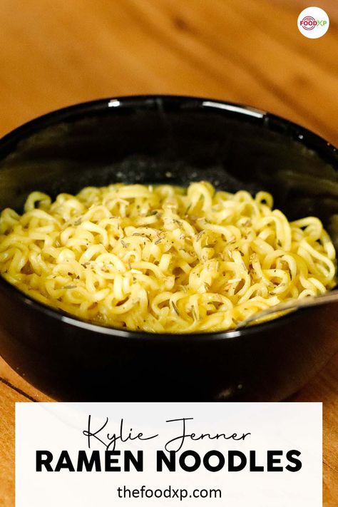 Roman Noodles With Egg, Reman Noodles Recipes, Kylie Jenner Ramen Noodles, Kylie Jenner Ramen Recipe, Kylie Jenner Ramen, Egg In Ramen Noodles, Roman Noodles, Chicken Ramen Noodle Recipes, Homemade Ramen Noodles