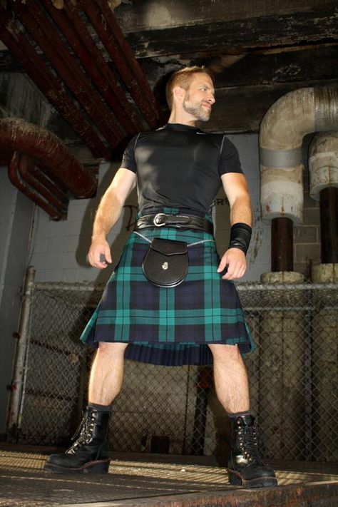 From Wild Eyed Southern Celt - FB http://www.facebook.com/WildEyedSouthernCelt Scotland Men, Scottish Man, Kilt Outfits, Men In Kilts, Country Men, Celebrity Design, In Sign, Men In Uniform, Kilt