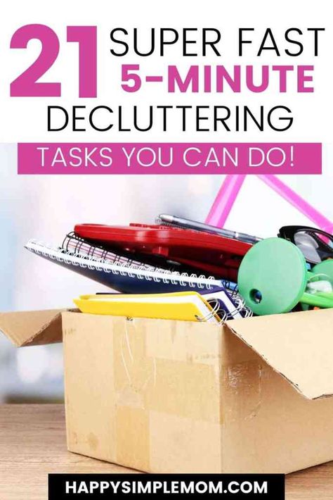 21 Super-Fast 5-Minute Decluttering Tasks That Can Make a HUGE Dent in Your Mess Kitchen Declutter Organizing Ideas, Declutter Organization, Cleaning Checklists, Declutter Bedroom, Declutter Closet, Organizational Hacks, Decluttering Inspiration, Decluttering Ideas, Housekeeping Tips