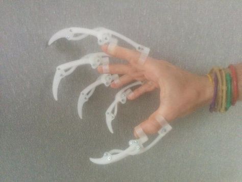 Articulated Finger Extensions, Finger Extensions, Nails And Rings, Fursuit Tutorial, Hand Pattern, Cosplay Armor, Arte Robot, Mechanical Hand, Cosplay Tutorial