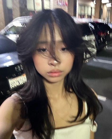 Tomboy Long Hair, Asian Hair Inspo, Amelia Wu, Princess Amelia, Short Hair Tomboy, Y2k Hair, Asian Haircut, Hair Inspiration Long, Hairstyles For Layered Hair