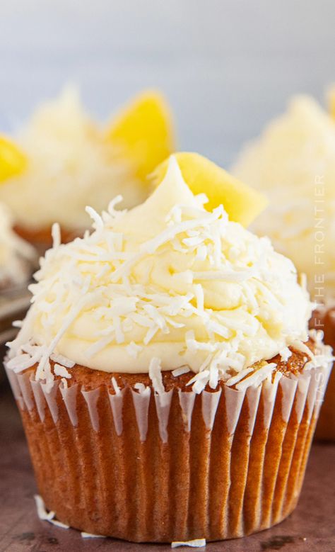 These Piña Colada Cupcakes are light and fluffy coconut cakes, topped with coconut frosting, fresh pineapple chunks, and sweetened coconut. Perfect for Cinco de Mayo, summer parties, celebrations, and more! Dessert Pineapple, Mint Chocolate Cupcakes, Pina Colada Cupcakes, Vanilla Bean Cupcakes, Coconut Cakes, Coconut Icing, Cinco De Mayo Recipes, Pineapple And Coconut, Best Cupcakes