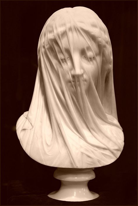 Marble Statue Drapery, Ancient Greek Sculpture Woman, Most Famous Sculptures, Statue Looking Up, Statue Drawing Reference, Greek Women Statues, Art Statue Aesthetic, Statue Reference, Charles Angrand