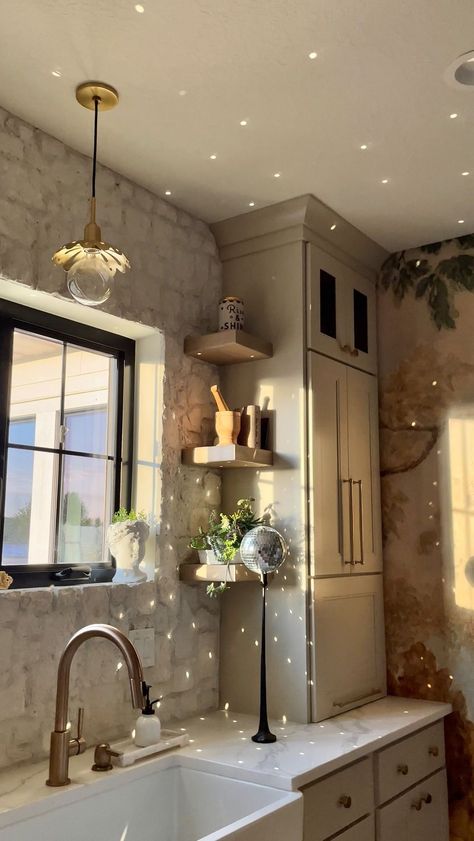 Disco Ball In Kitchen, Disco Apartment Aesthetic, Disco Ball In Bathroom, Disco Ball Kitchen, Disco Ball Bathroom, Disco Kitchen, Boho Minimalist Living Room, Apt Aesthetic, Kitchen Diner Lounge