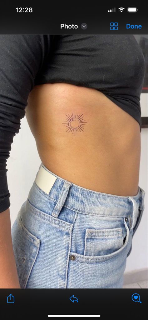 Small Tattoos On Ribs For Women, Women Small Back Tattoos, Cute Spots For Small Tattoos, Rib Small Tattoos, Small Tattoos Summer, Ribs Small Tattoo, Minimalist Tattoo Women Hip, Small Tattoos Ribcage, Small Rib Cage Tattoos