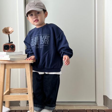 아휴 쪼끄만게 귀엽네🥹 @all_aboutbebe | Instagram Boy Outfits Aesthetic, Kids Street Style, Sewing Baby Clothes, Ulzzang Kids, Cute Asian Babies, Baby Inspiration, Baby Fits, Toddler Boy Fashion