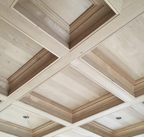 Coffered Dining Room Ceiling, Transitional Coffered Ceiling, White Oak Coffered Ceiling, Stained Coffered Ceiling, Wood Coffered Ceiling Ideas, Office Ceiling Ideas, Cauffered Ceiling, Wood Ceiling Detail, Stained Wood Ceiling