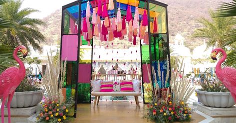 Flamingo Wedding Decor, Magical Ceiling, Ceiling Decor Ideas, Flamingo Wedding, Mehendi Decor Ideas, Swan Wedding, Mehendi Decor, Pink Swan, Swan Decor